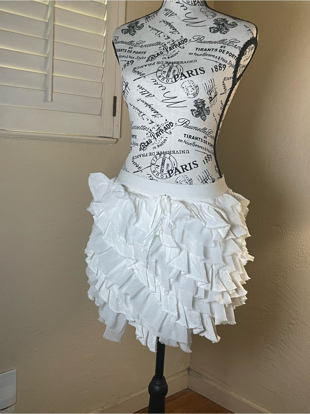 Lucky Brand White Ruffle Tiered Mini Skirt